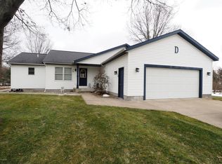 2220 Shettler Rd, Muskegon, MI 49444