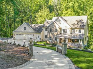 7372 Wimmer Rd, Bethlehem, PA 18015