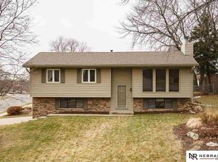 6524 S 153rd St, Omaha, NE 68137