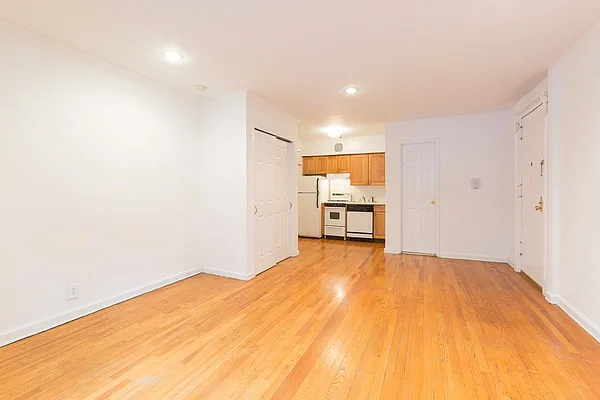 Rented by Berman Realty | media 6