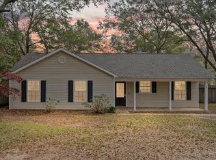 142 Appomatox Dr, Daphne, AL 36526