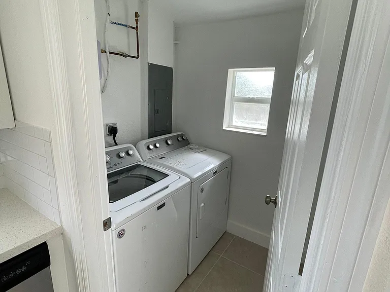 20817 SW 114th Ct — Photo 11