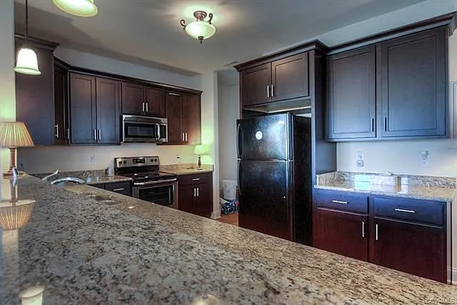 7739 Broadstairs Ln — Photo 6