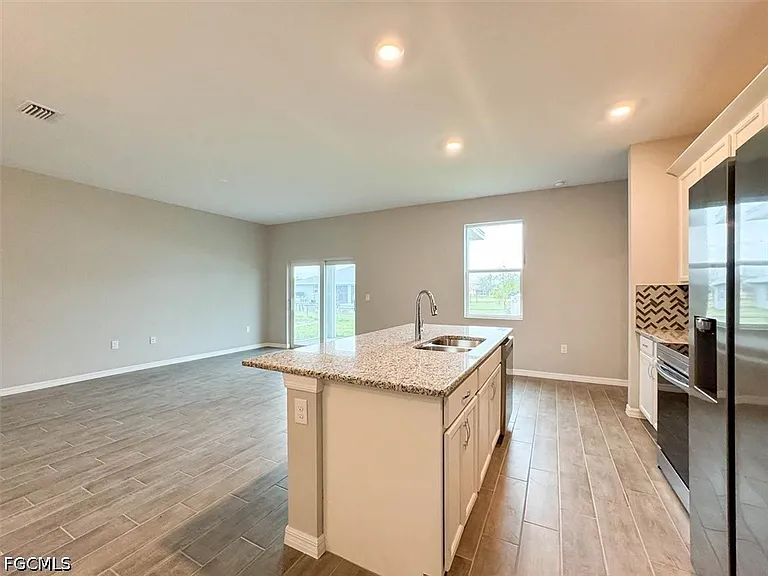 512 NW 25th Ave — Photo 13