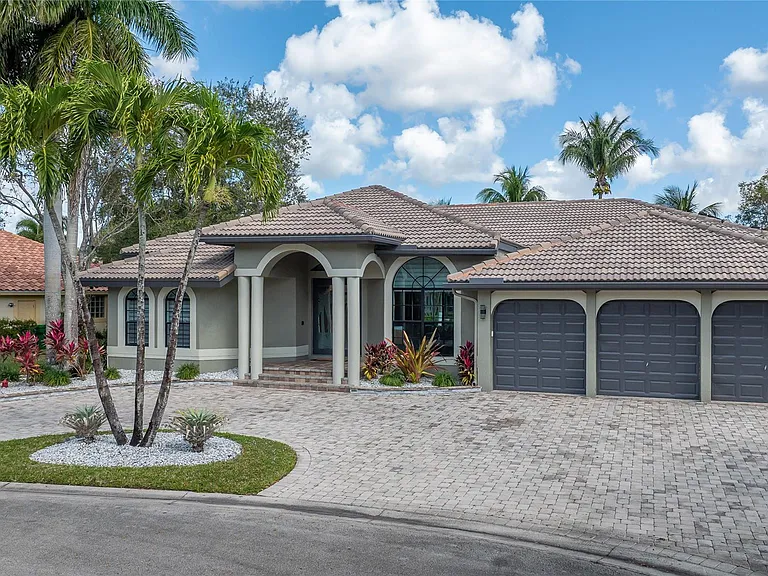 4903 NW 101st Ave — Photo 62