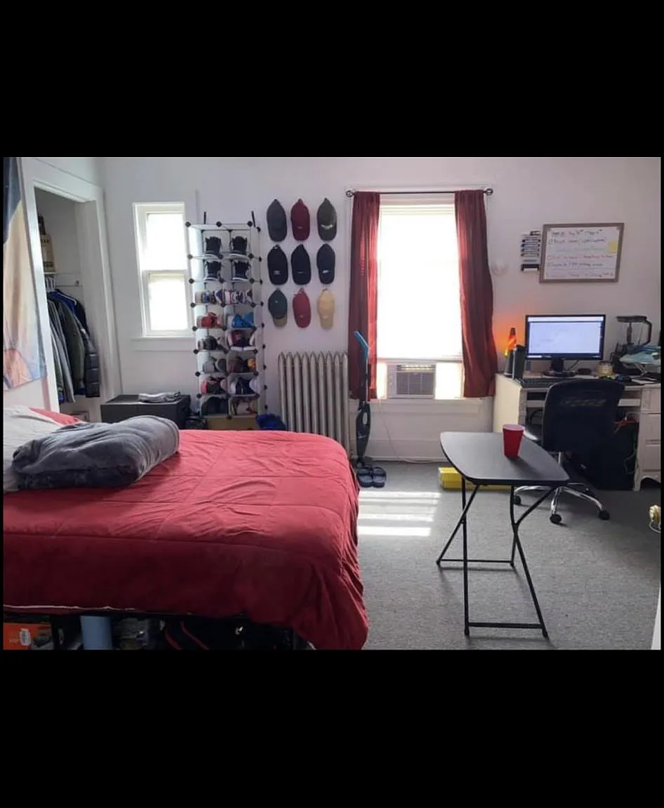 10 bed, 4530 sqft, $7,250 — Photo 3
