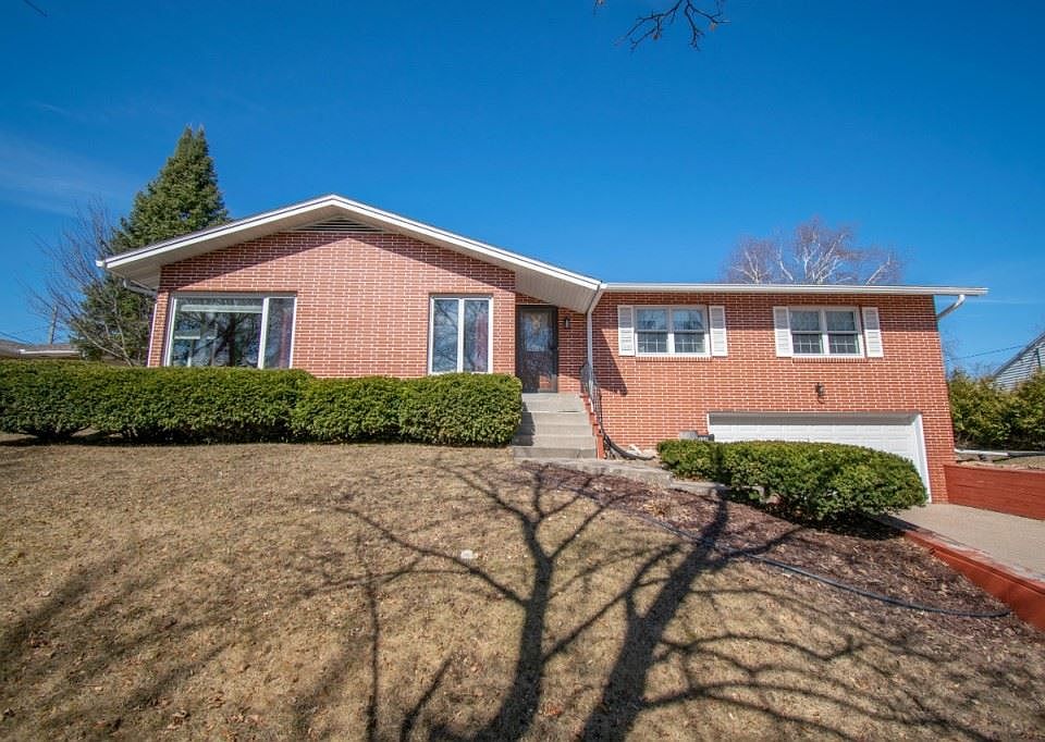1st image of 908 Greenhill Dr