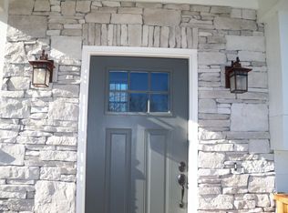 7467 Pfizer Dr, Ooltewah, TN 37363