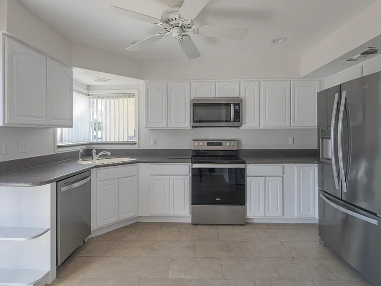 8444 E San Bernardo Dr — Photo 2