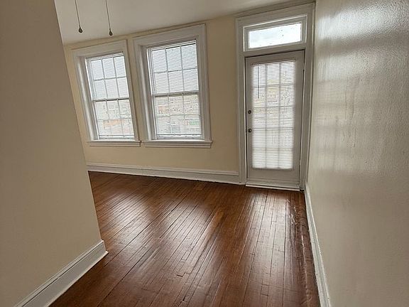 4th image of 808 N Arthur Ashe Blvd APT 10