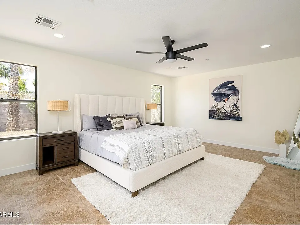 9363 E Altadena Ave
