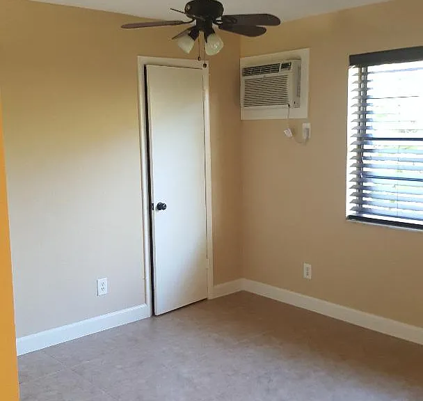 1041 SE Monterey Rd #B17 — Photo 8