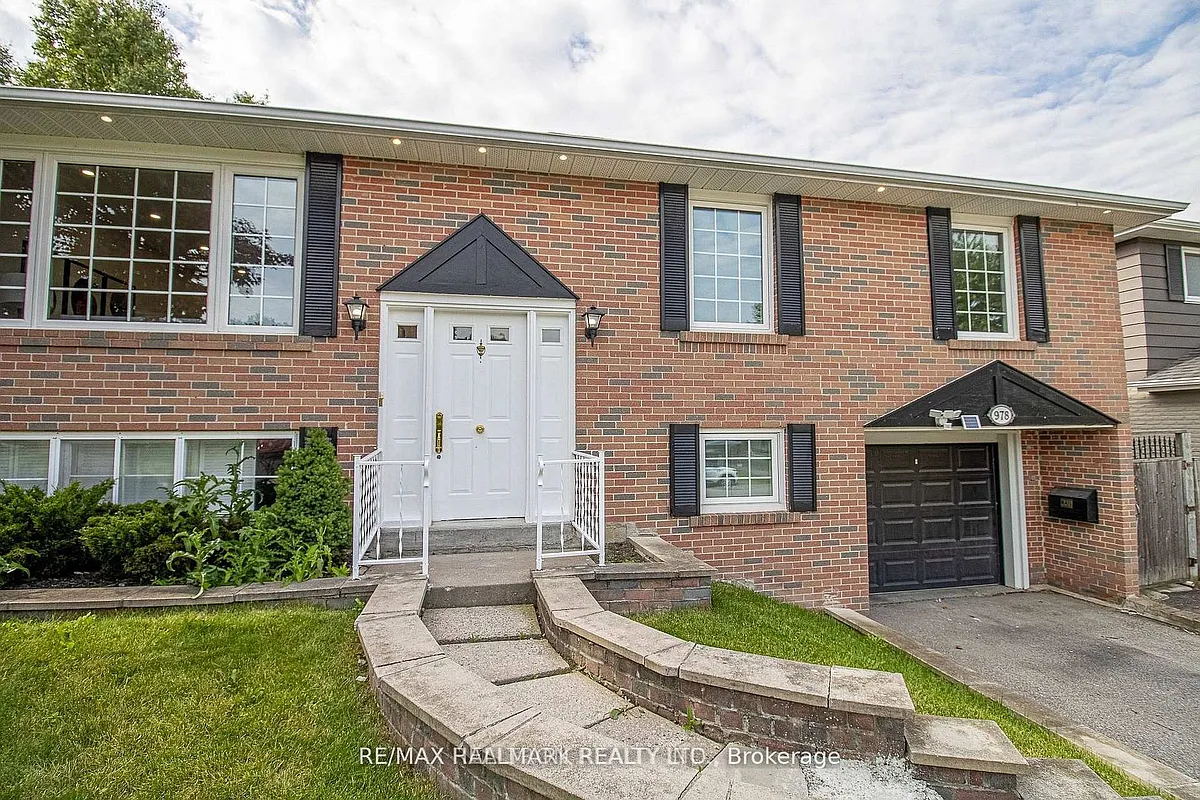 Building Photo - 978 Wildwood Dr