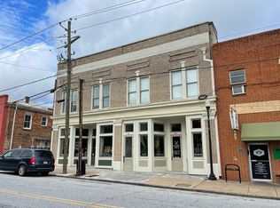 813 Forsyth St #B, Macon, GA 31201