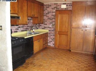 26405 Mockingbird Ln, Hayward, CA 94544