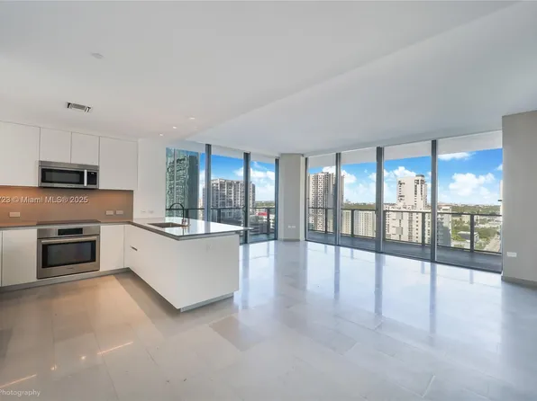 88 SW 7th St APT 1202, Miami, FL 33130