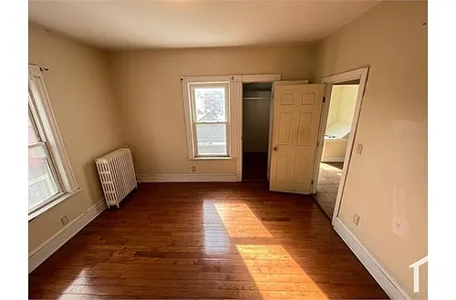 3213 Seymour Ave Photo 1