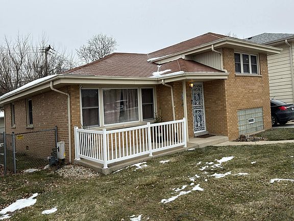 3rd image of 3114 175th St