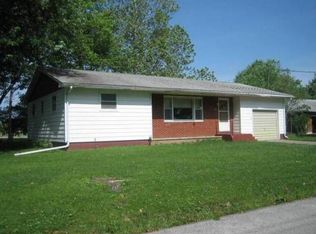 716 Ridge St, Shelbina, MO 63468