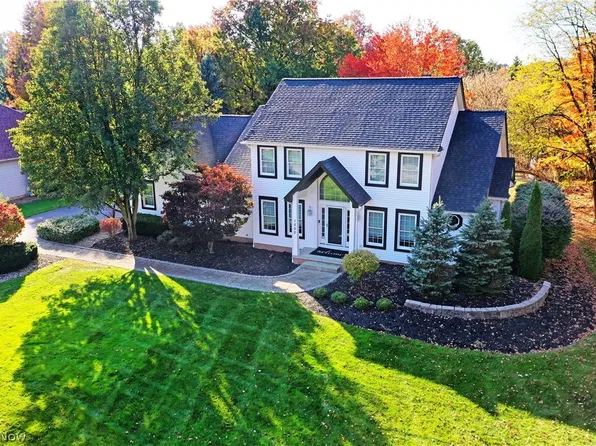 1500 Brittainy Oaks Trl NE, Warren, OH 44484