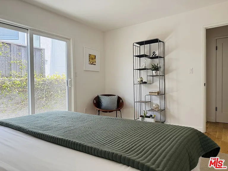 1809 Oak St #A — Photo 13
