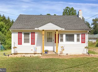 83 Mountain St, Mount Holly Springs, PA 17065