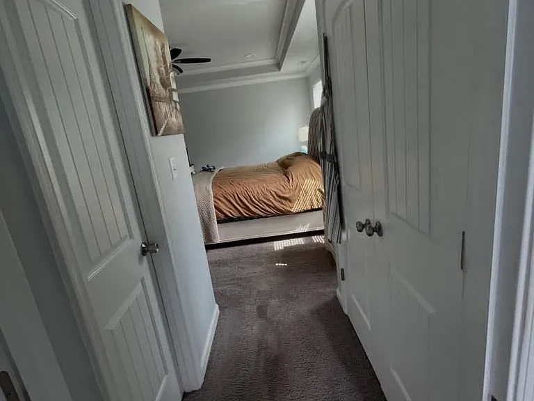 129 Kenmore St — Photo 16