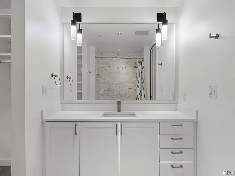1750 Wewatta St #925L — Photo 23