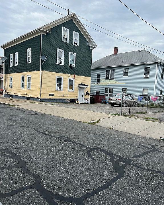 1st image of 88 Hendrick St