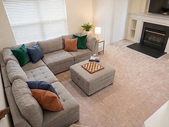 2nd image of 3516 Moon Way