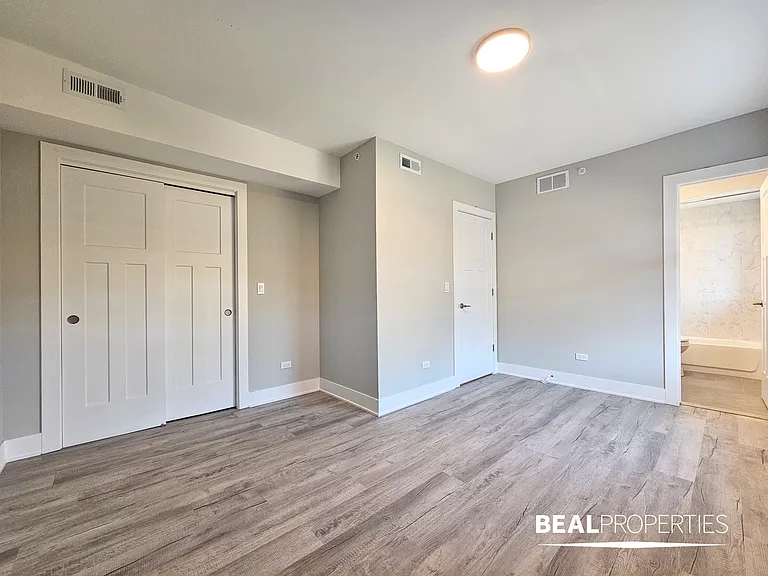 1133-1139 Oak Ave — Photo 28