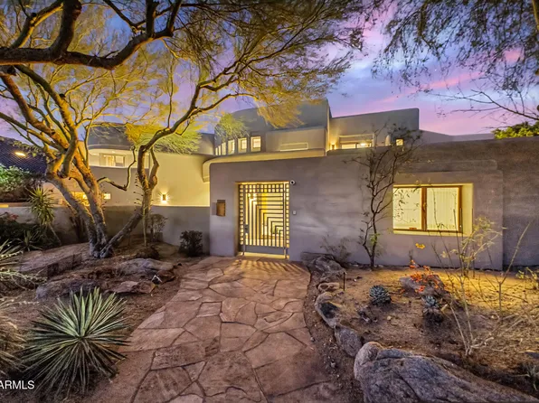 11833 S MONTEZUMA Court, Phoenix, AZ 85044