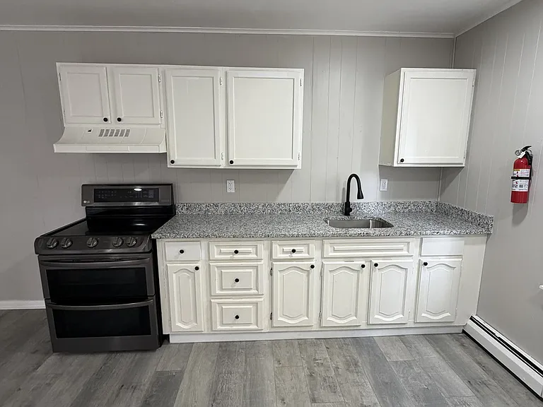 430 King St #1 — Photo 5
