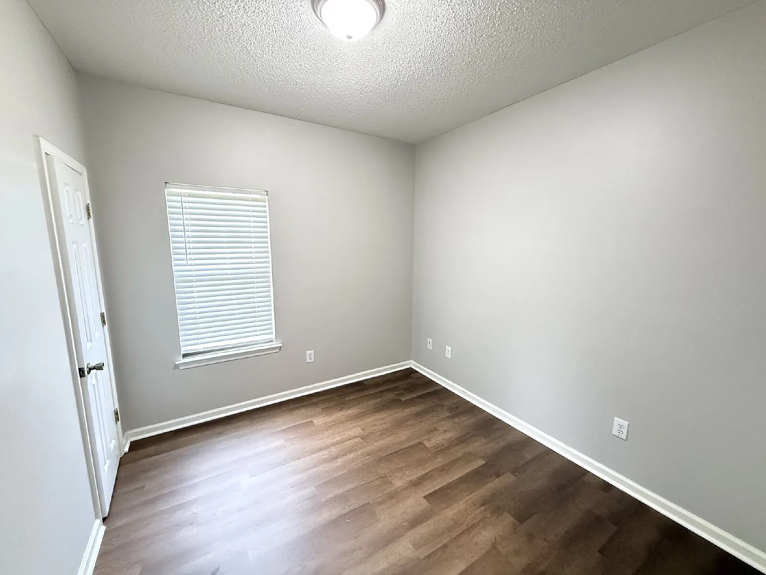 3 bed, 2.0 bath, $1,495 — Photo 3