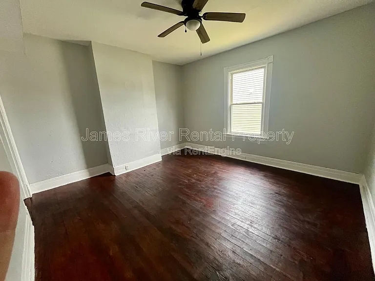 1521 Taylor St — Photo 6