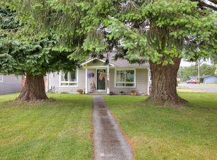 700 2nd St, Cosmopolis, WA 98537