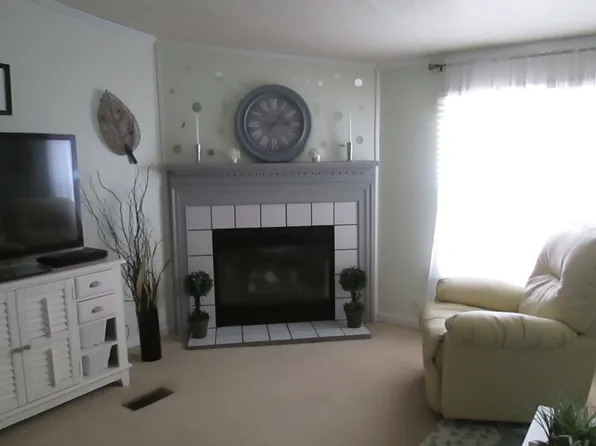 352 Gator Rd, Gaston, SC 29053