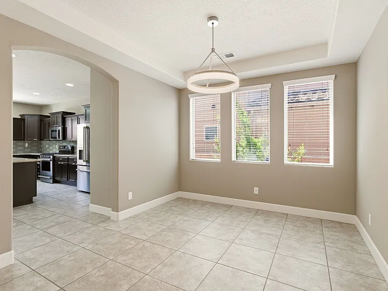1504 Challedon Dr SE — Photo 10