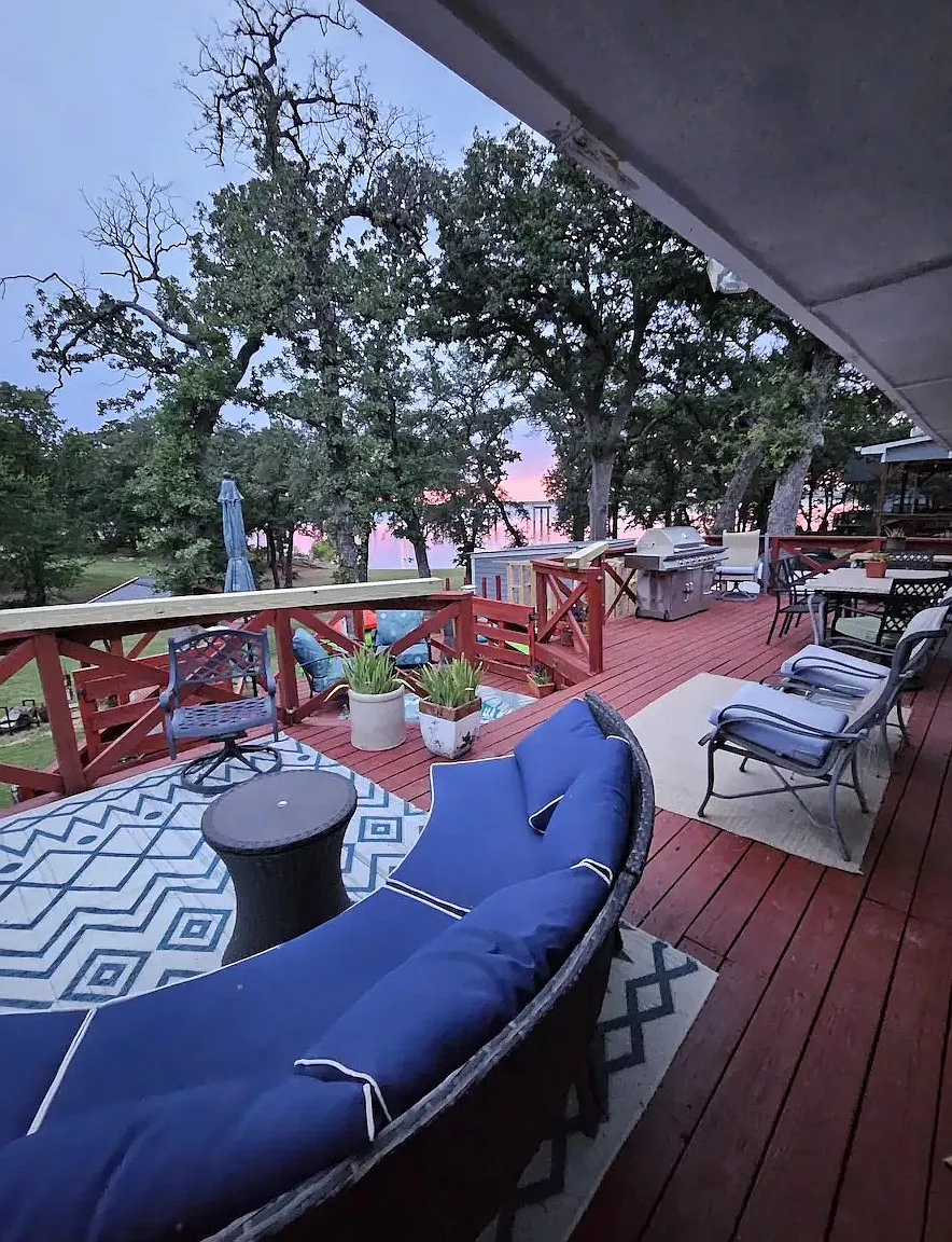 2 bed, 1200 sqft, $3,500 — Photo 1