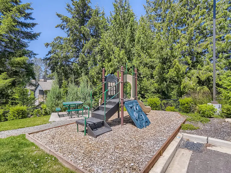 The Playground at Huntington Place Apartments