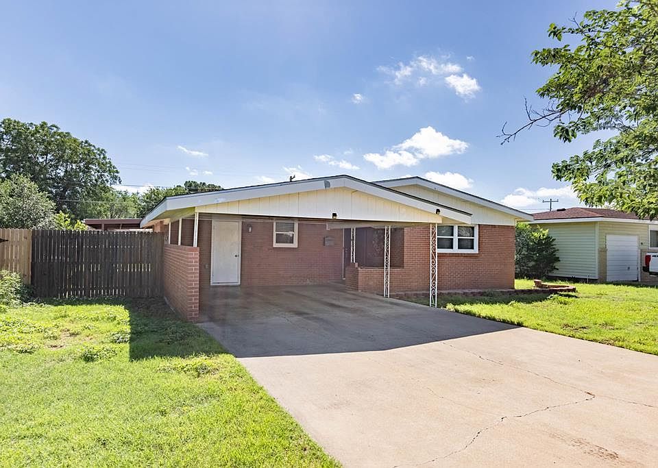 1st image of 1414 E Crescent Dr