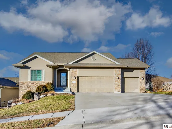 2542 N 137th St, Omaha, NE 68164