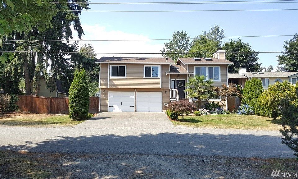 1st image of 36015 52nd Ave S