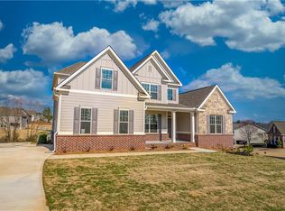 1929 Highland Creek Dr, Monroe, GA 30656