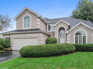 1695 Merle Dr, Aurora, IL 60502