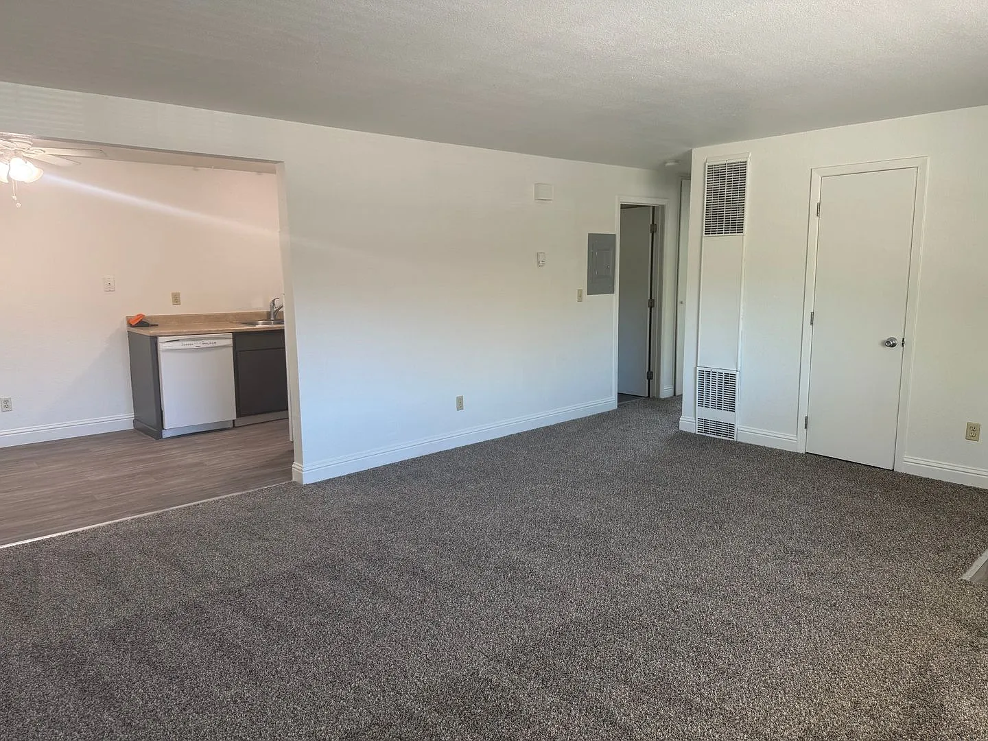 Charming 2-Bedroom Apartment for Rent Prime Carson City Location! — Photo 3