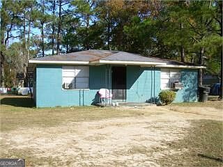 2nd image of 511 Willard Ave