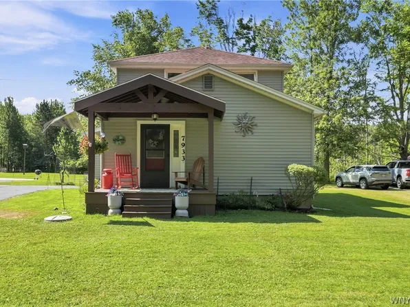 7933 Lake Shore Rd, Angola, NY 14006