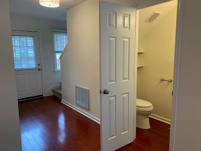 120 Mallard Ct — Photo 12