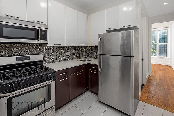 Rented by Rennit Inc. | media 30